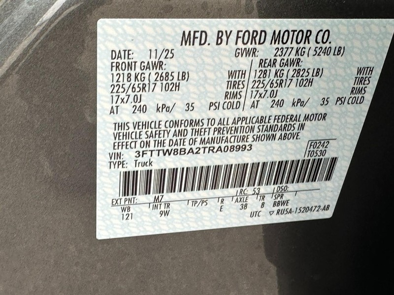 Ford Maverick Vehicle Full-screen Gallery Image 12