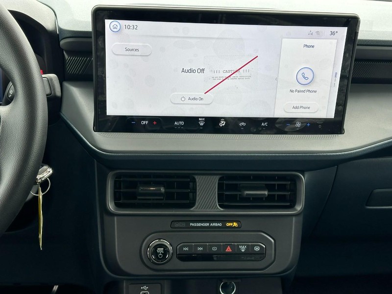 Ford Maverick Vehicle Full-screen Gallery Image 7