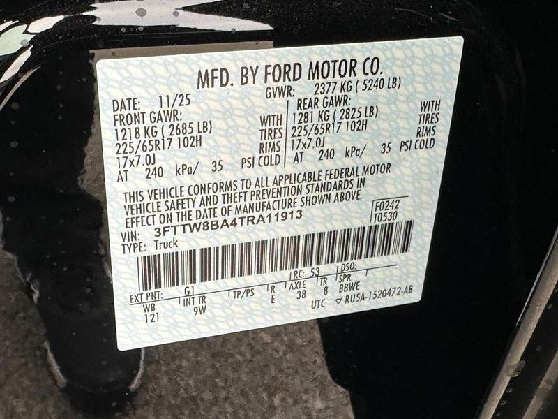 Ford Maverick Vehicle Full-screen Gallery Image 13