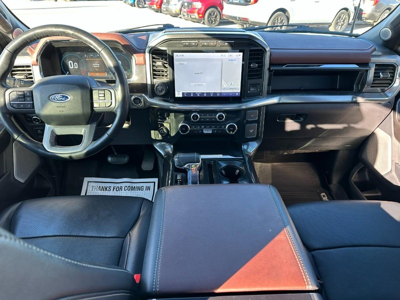 Ford F-150 Vehicle Full-screen Gallery Image 13