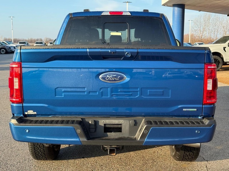 Ford F-150 Vehicle Full-screen Gallery Image 4