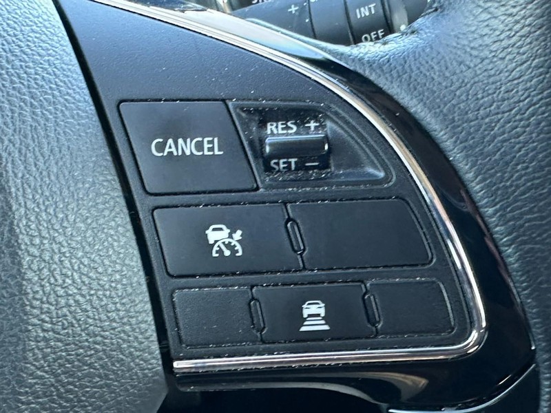 Mitsubishi Eclipse Cross Vehicle Full-screen Gallery Image 20