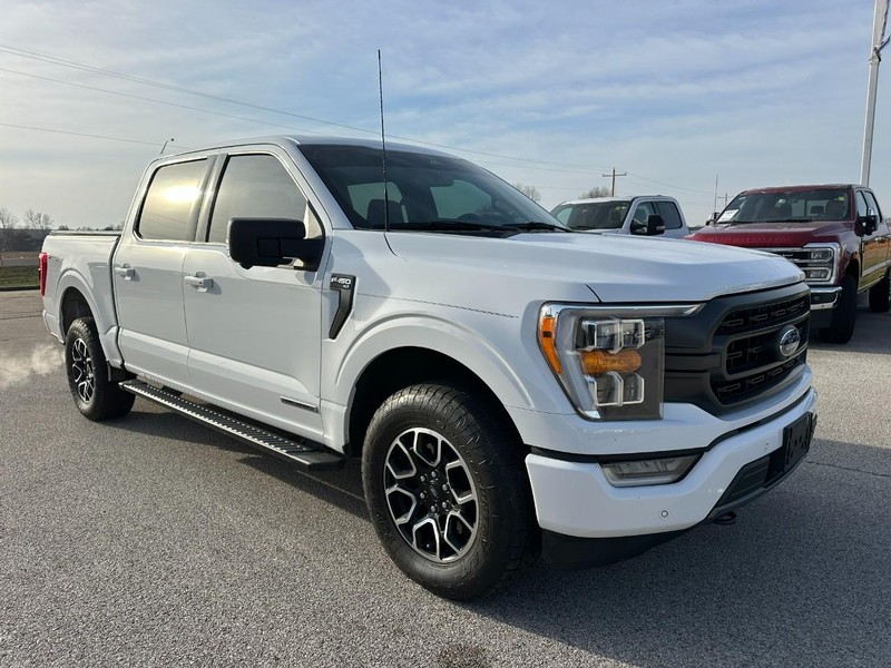 Ford F-150 Vehicle Full-screen Gallery Image 8