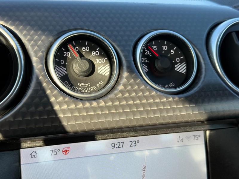 Ford Mustang Vehicle Full-screen Gallery Image 21