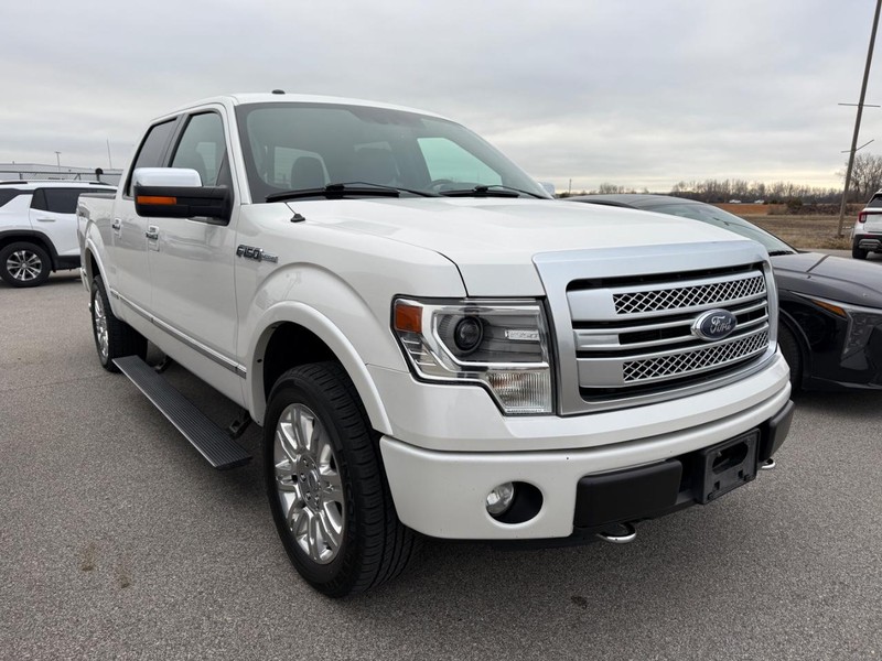 Ford F-150 Vehicle Full-screen Gallery Image 6