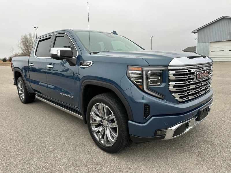 GMC Sierra 1500 Vehicle Full-screen Gallery Image 8