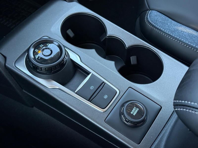 Ford Bronco Sport Vehicle Full-screen Gallery Image 13