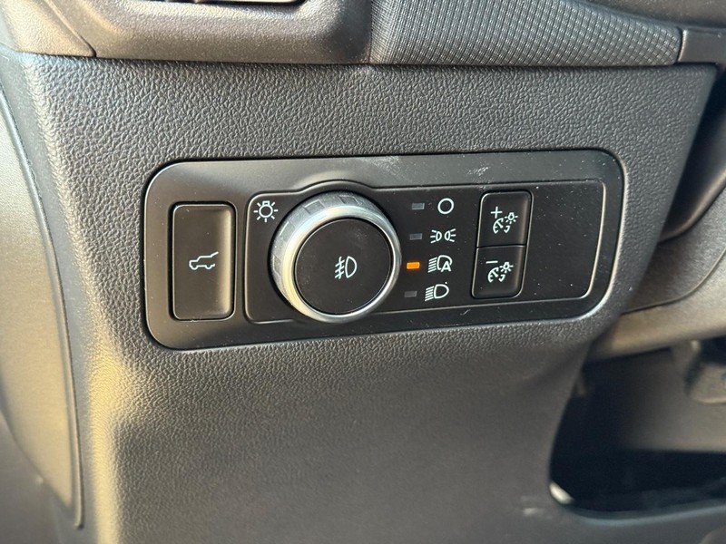 Ford Bronco Sport Vehicle Full-screen Gallery Image 15