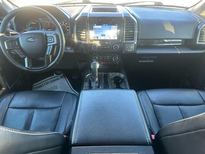 Ford F-150 Vehicle Full-screen Gallery Image 11