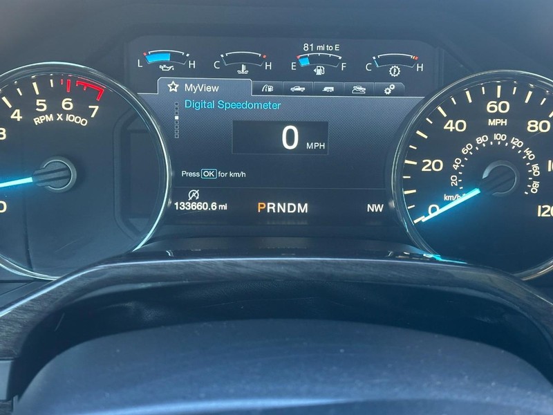 Ford F-150 Vehicle Full-screen Gallery Image 21