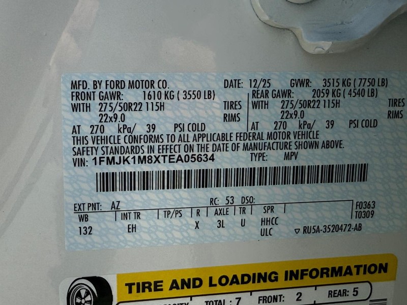 Ford Expedition Max Vehicle Full-screen Gallery Image 22