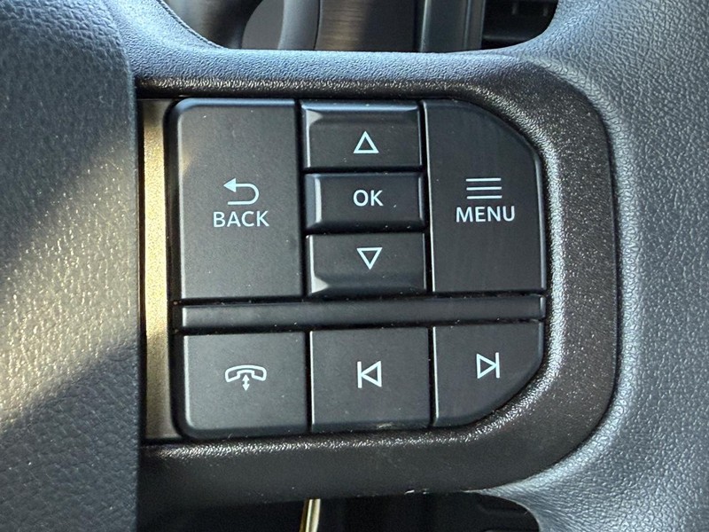 Ford F-150 Vehicle Full-screen Gallery Image 8