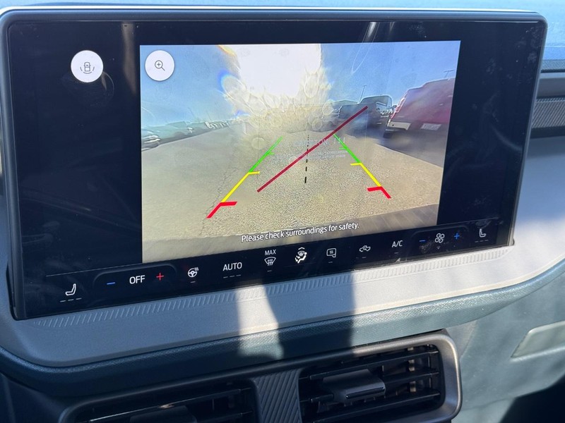 Ford Maverick Vehicle Full-screen Gallery Image 11