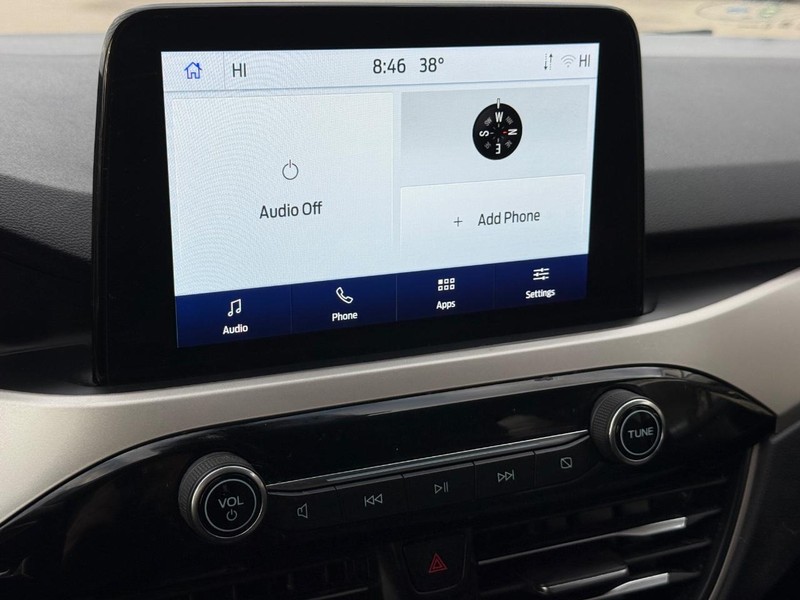 Ford Escape Vehicle Full-screen Gallery Image 16