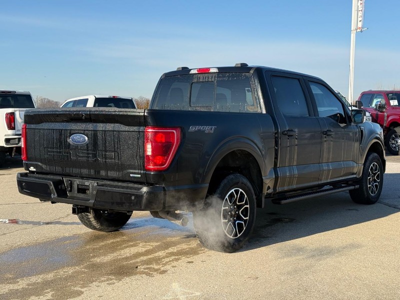 Ford F-150 Vehicle Full-screen Gallery Image 5