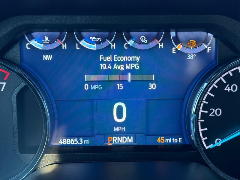 Ford F-150 Vehicle Full-screen Gallery Image 24