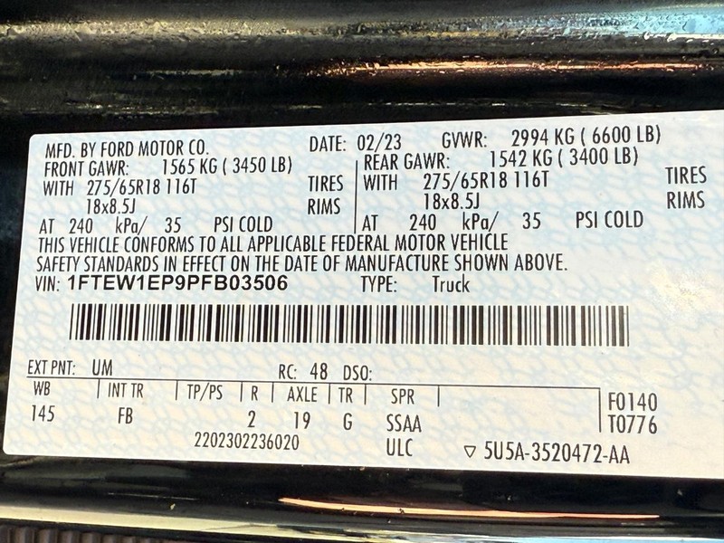 Ford F-150 Vehicle Full-screen Gallery Image 28