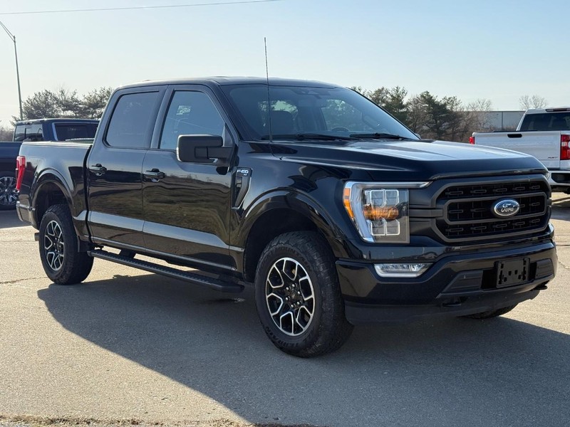 Ford F-150 Vehicle Full-screen Gallery Image 8