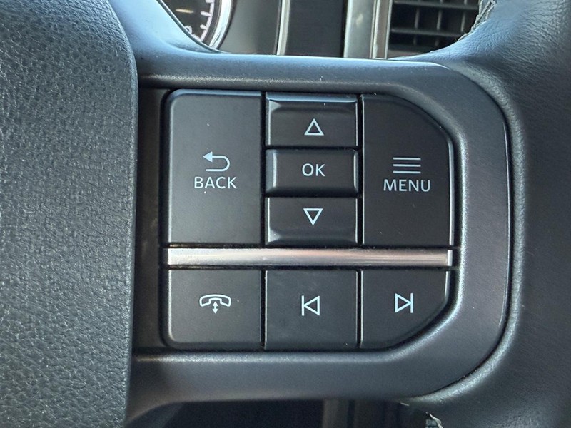 Ford F-150 Vehicle Full-screen Gallery Image 14