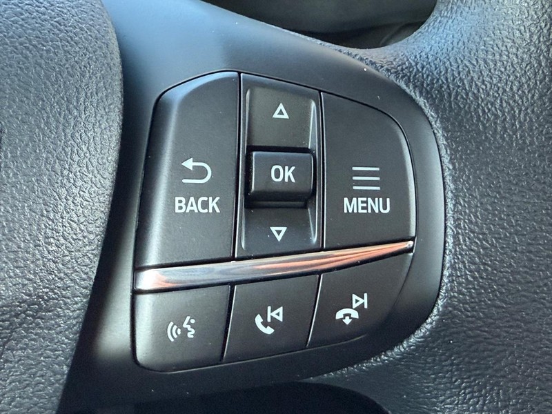 Ford Bronco Sport Vehicle Full-screen Gallery Image 9