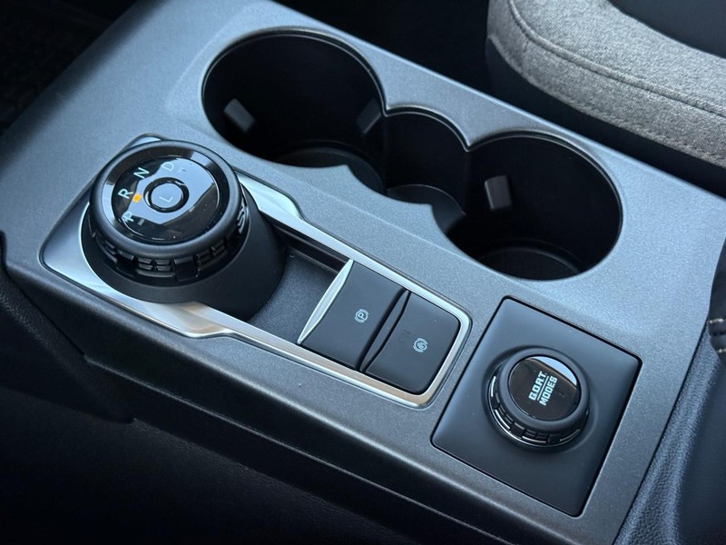 Ford Bronco Sport Vehicle Full-screen Gallery Image 13