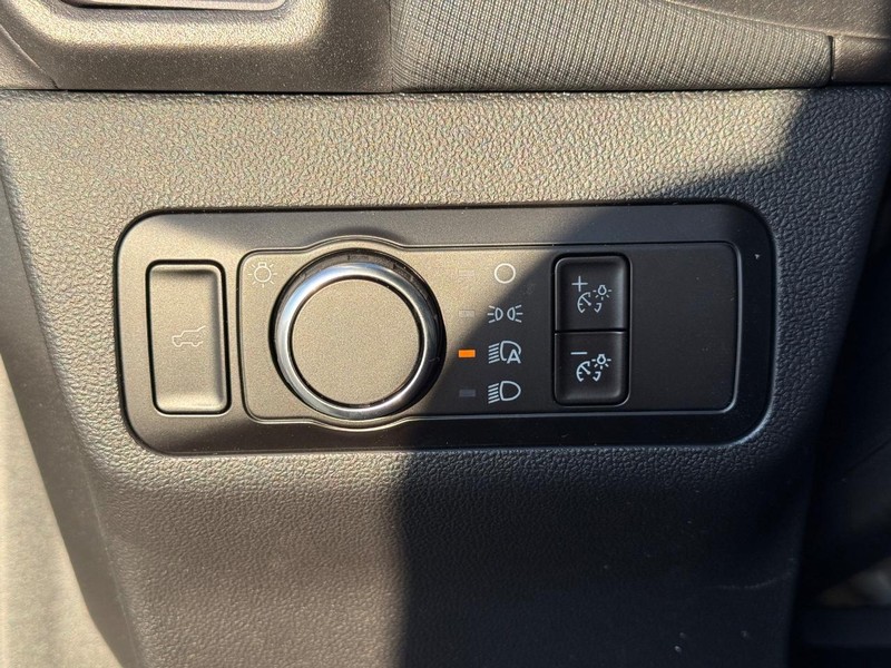 Ford Bronco Sport Vehicle Full-screen Gallery Image 15