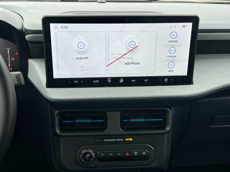 Ford Maverick Vehicle Full-screen Gallery Image 7