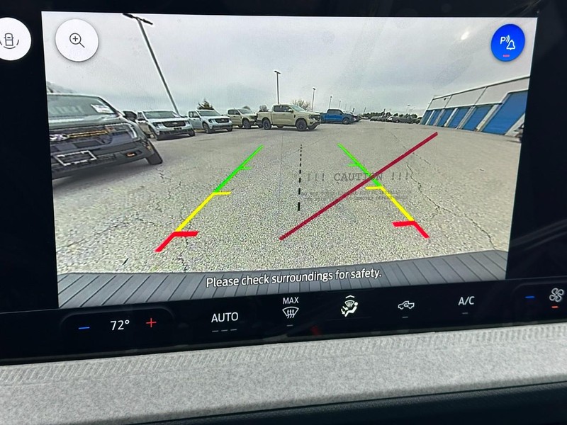 Ford Maverick Vehicle Full-screen Gallery Image 13