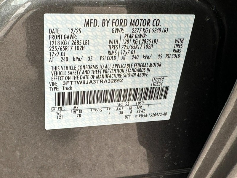 Ford Maverick Vehicle Full-screen Gallery Image 14