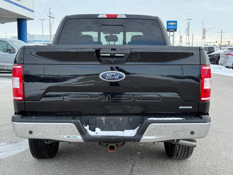 Ford F-150 Vehicle Full-screen Gallery Image 4