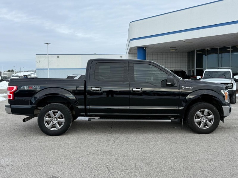 Ford F-150 Vehicle Full-screen Gallery Image 6