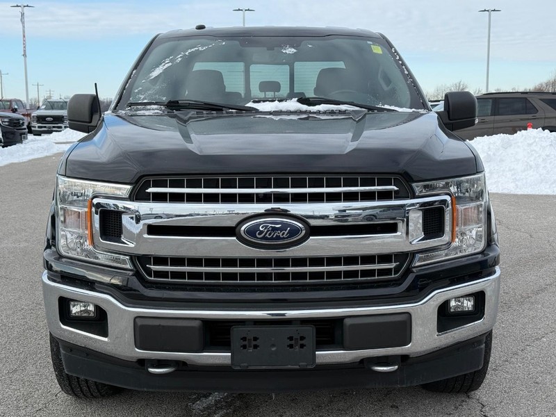 Ford F-150 Vehicle Full-screen Gallery Image 8