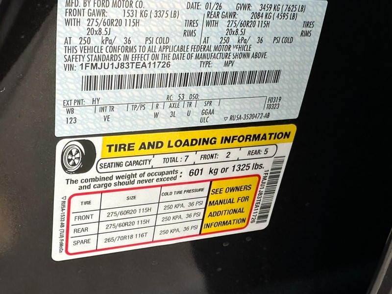 Ford Expedition Vehicle Full-screen Gallery Image 16