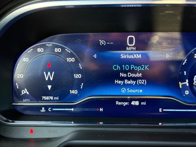 Chevrolet Tahoe Vehicle Full-screen Gallery Image 23