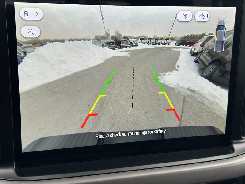 Ford F-150 Vehicle Full-screen Gallery Image 22