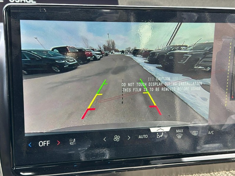 Ford Expedition Vehicle Full-screen Gallery Image 14