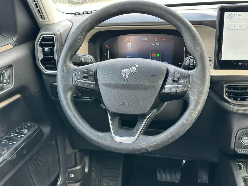 Ford Bronco Sport Vehicle Full-screen Gallery Image 6