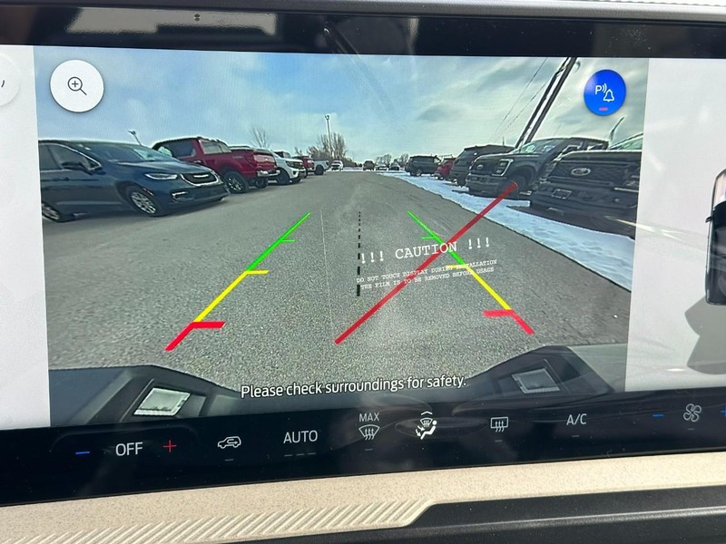 Ford Bronco Sport Vehicle Full-screen Gallery Image 13