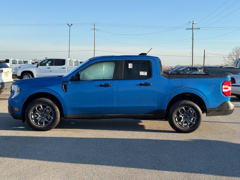 Ford Maverick Vehicle Full-screen Gallery Image 2