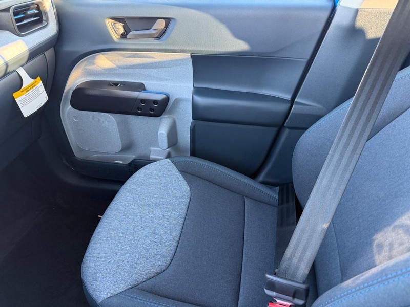 Ford Maverick Vehicle Full-screen Gallery Image 15