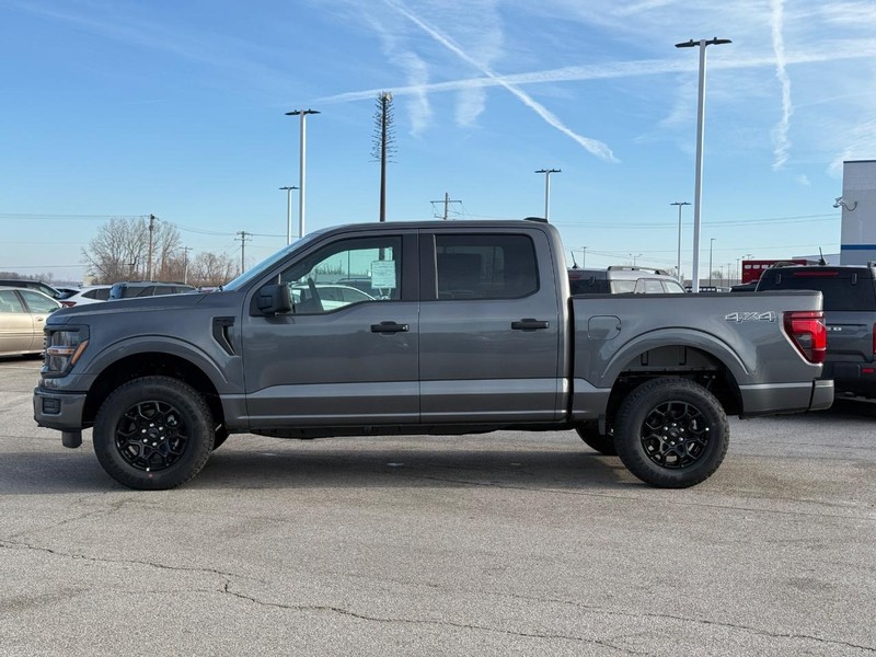 Ford F-150 Vehicle Full-screen Gallery Image 2