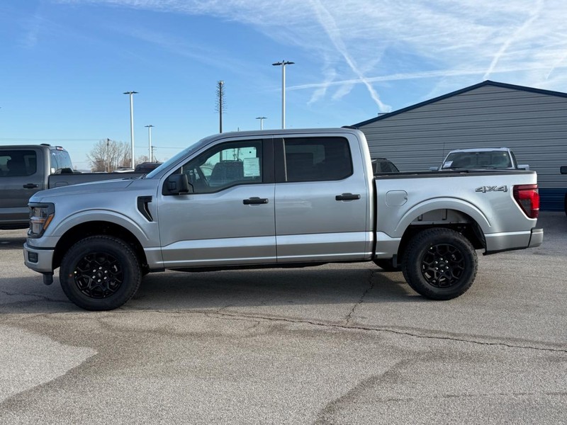 Ford F-150 Vehicle Full-screen Gallery Image 2