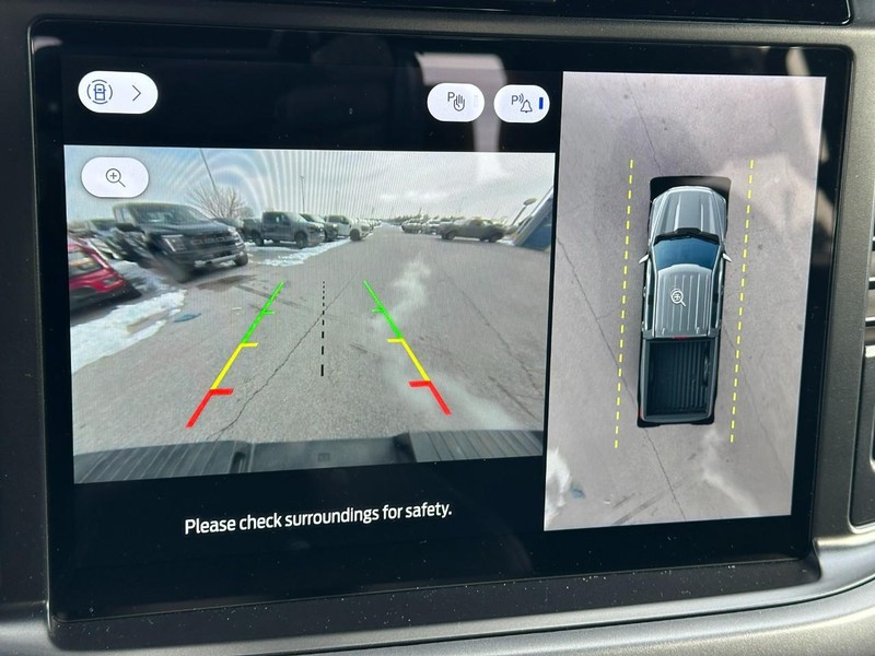 Ford F-150 Vehicle Full-screen Gallery Image 15