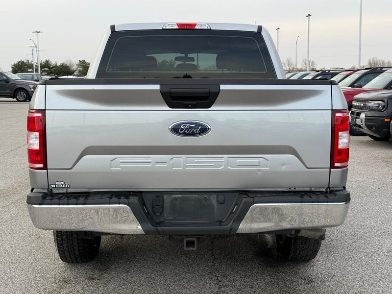 Ford F-150 Vehicle Full-screen Gallery Image 4
