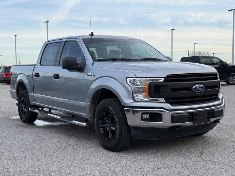 Ford F-150 Vehicle Full-screen Gallery Image 8