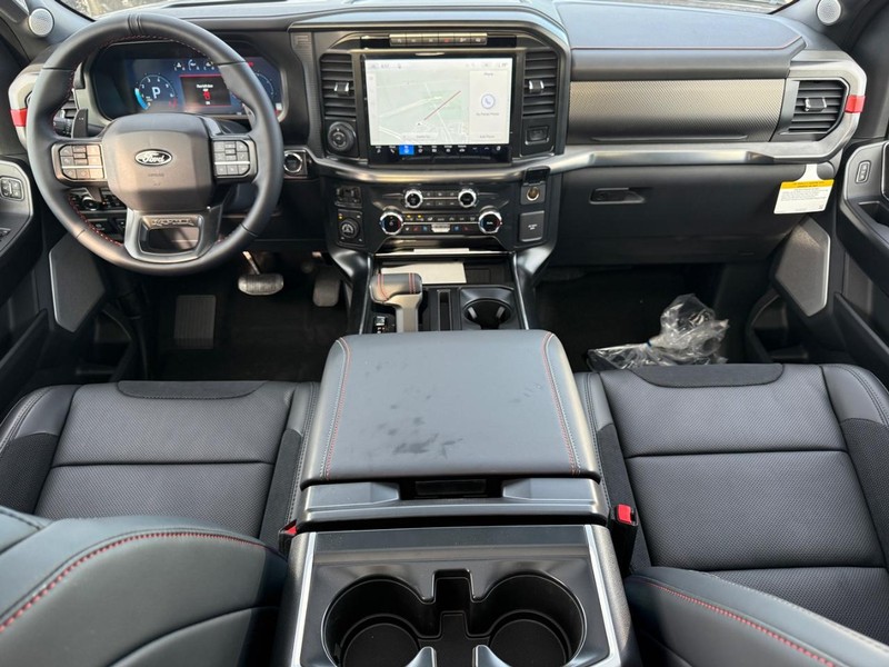 Ford F-150 Vehicle Full-screen Gallery Image 8