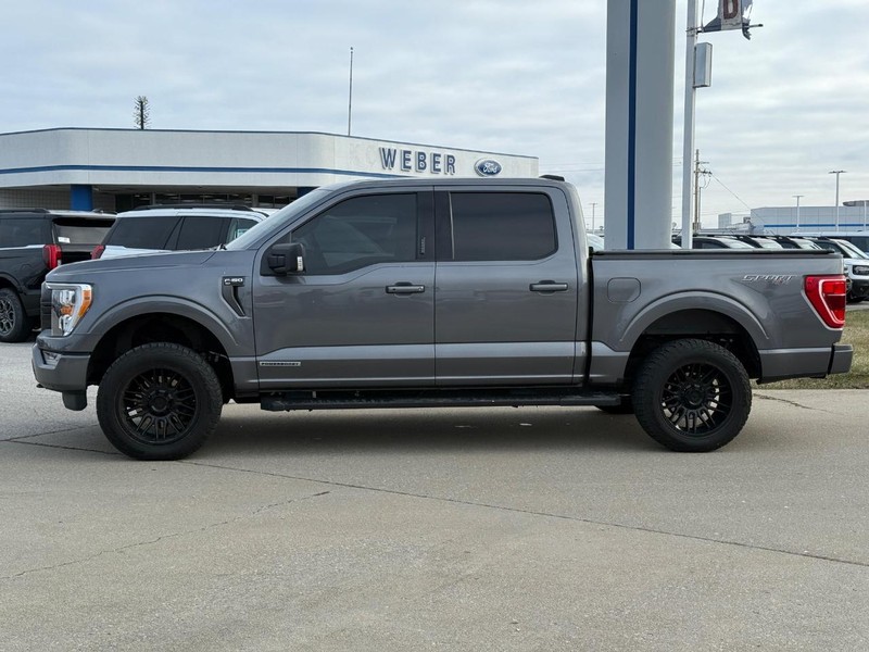 Ford F-150 Vehicle Full-screen Gallery Image 2
