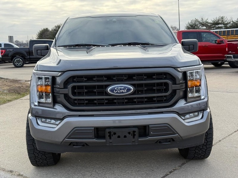 Ford F-150 Vehicle Full-screen Gallery Image 10