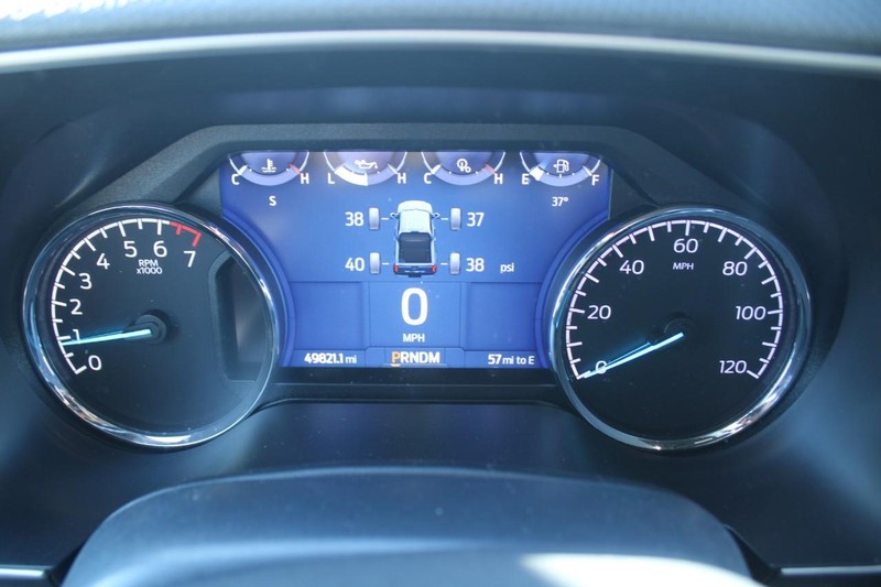 Ford F-150 Vehicle Full-screen Gallery Image 17