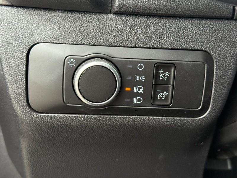 Ford Bronco Sport Vehicle Full-screen Gallery Image 15